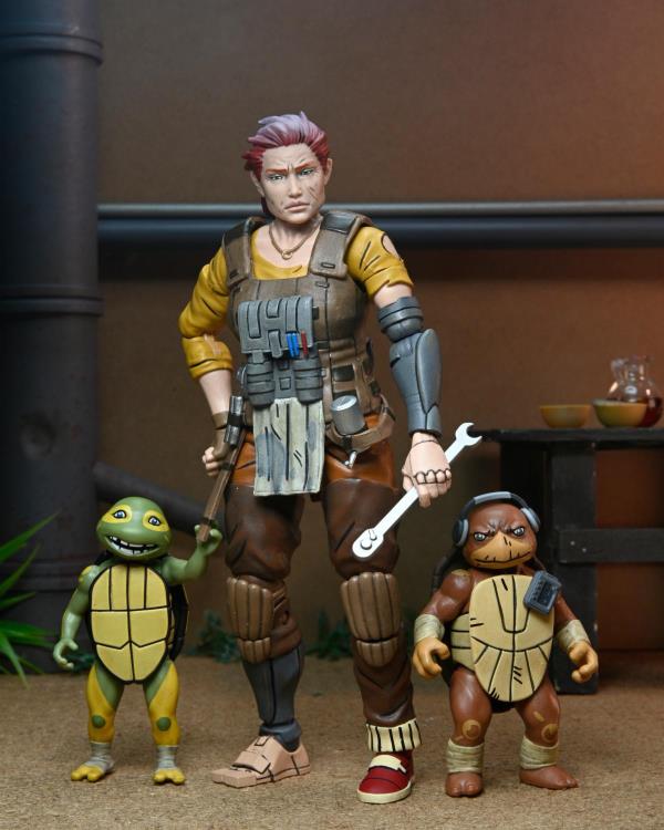 Teenage Mutant Ninja Turtles: The Last Ronin - The Lost Years Grammy April with Baby Yi & Moja - Collectables > Action Figures > toys -  Neca