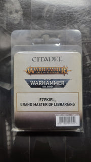 Dark Angels - Ezekiel  Grand Master of Librarians - Miniature -  Games Workshop