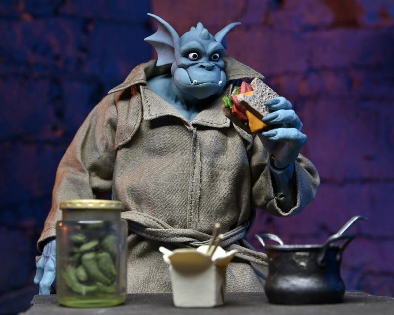 Disney's Gargoyles Ultimate Detective Broadway "Silver Falcon" - With Closed Wings - Collectables > Action Figures > toys -  Neca