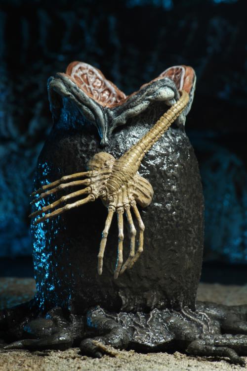 Neca - Alien - Ultimate 40th Anniversary Big Chap — Toy Snowman