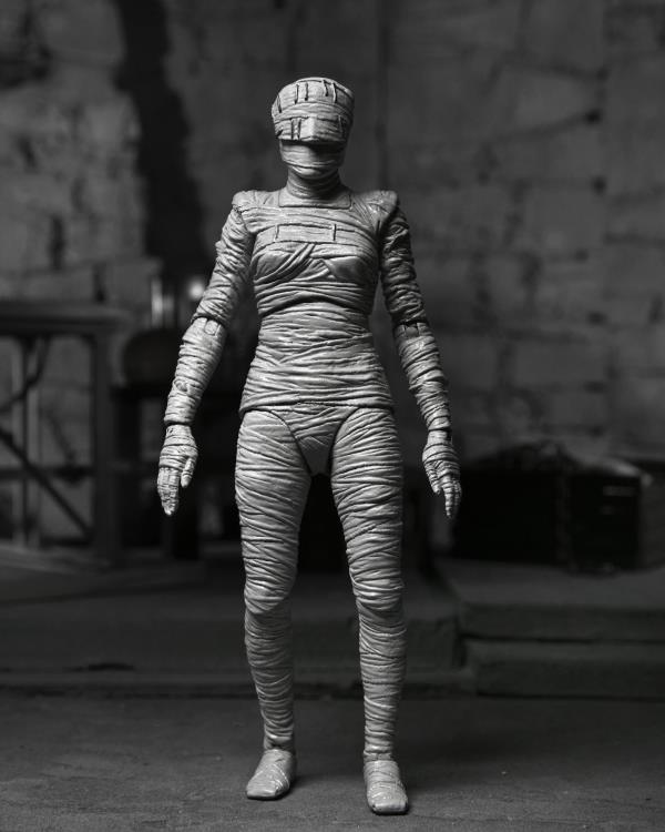 Universal Monsters Ultimate Bride of Frankenstein (Black & White) - Collectables > Action Figures > toys -  Neca