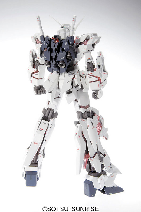 MG 1/100 Unicorn Gundam