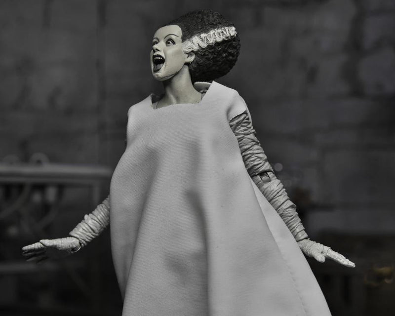 Universal Monsters Ultimate Bride of Frankenstein (Black & White) - Collectables > Action Figures > toys -  Neca
