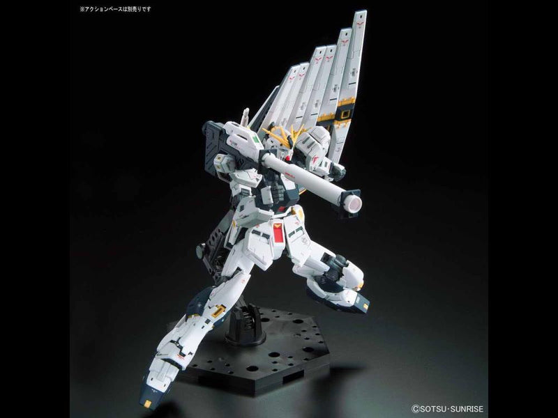 RG 1/144 Nu GUNDAM -  -  Bandai