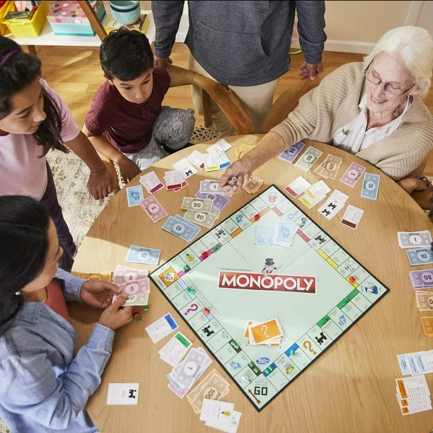 Monopoly - Classic - Board Game -  Hasbro