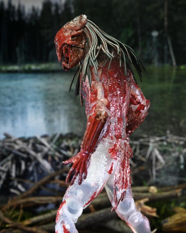 Prey Ultimate Feral Predator (Bear Blood) Action Figure - Collectables > Action Figures > toy -  Neca