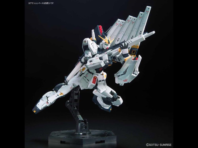 RG 1/144 Nu GUNDAM -  -  Bandai