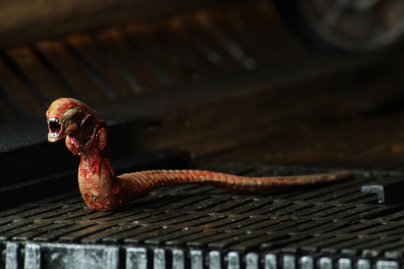 Neca - Alien - Ultimate 40th Anniversary Big Chap - Action & Toy Figures -  Neca