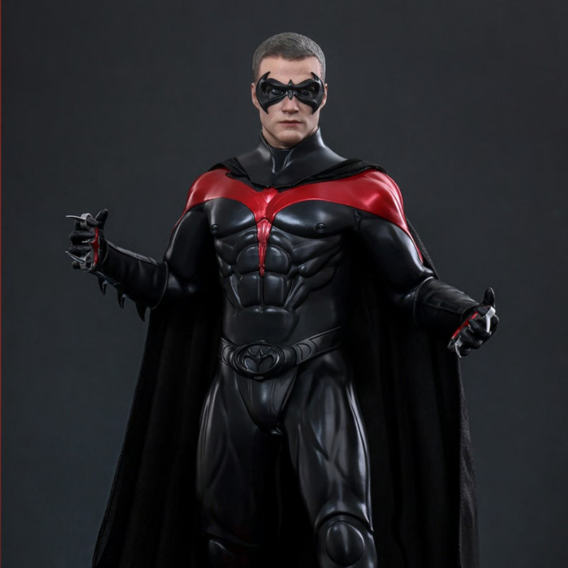 Batman & Robin - Robin 1/6th Scale Collectible Figure - MMS787