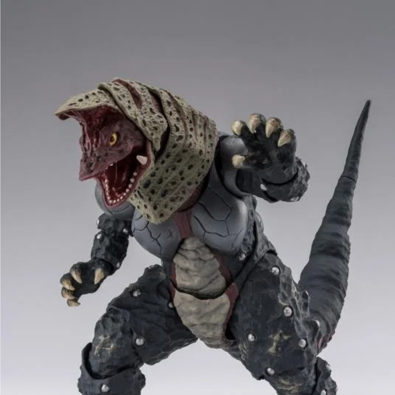 Ultraman Tiga S.H.Figuarts Golza (30th Anniversary Edition) Action Figure (Preorder Nov 2026)