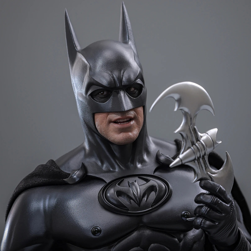 Batman & Robin - Batman 1/6th Scale Collectible Figure - MMS786