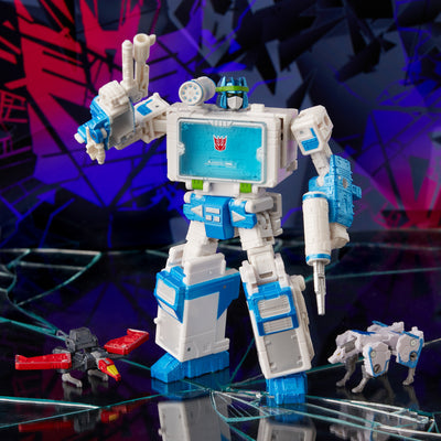 Hasbro - Transformers Generations Shattered Glass Collection Soundwave - Exclusive - Collectables > Action Figures > toys -  Hasbro