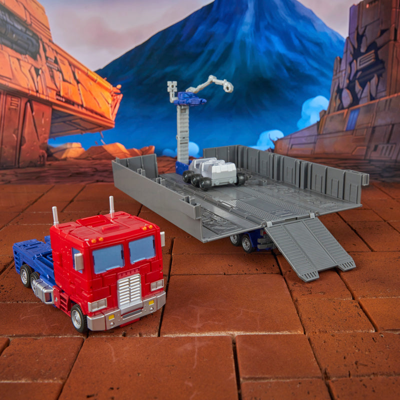 Transformers Studio Series Commander Class - 86 Movie - 31 Optimus Prime - Collectables > Action Figures > toys -  Hasbro