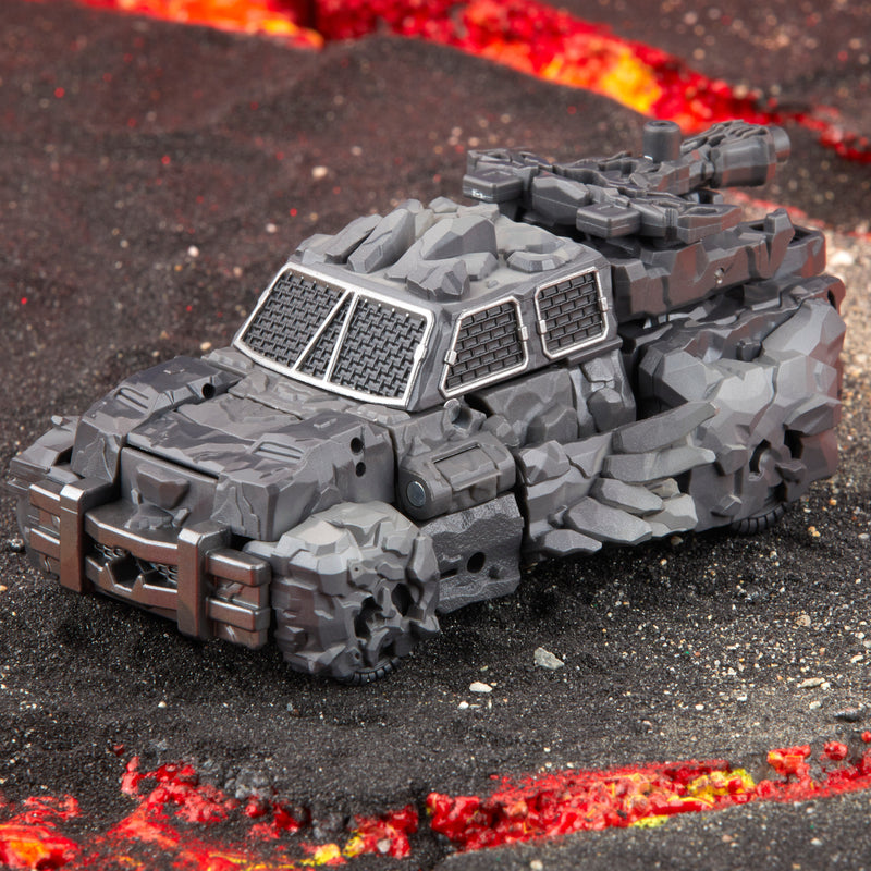 Transformers Legacy United - Deluxe Class - Infernac Universe Magneous (Preorder Q1 2024) - Collectables > Action Figures > toys -  Hasbro