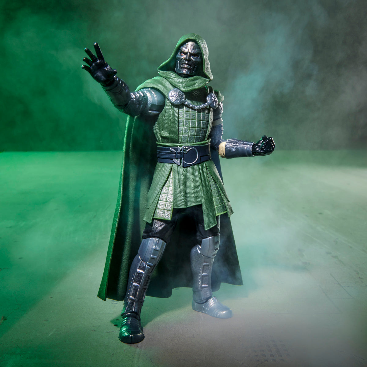 Marvel Legends Series - Avengers: Doomsday Doctor Doom (Preorder
