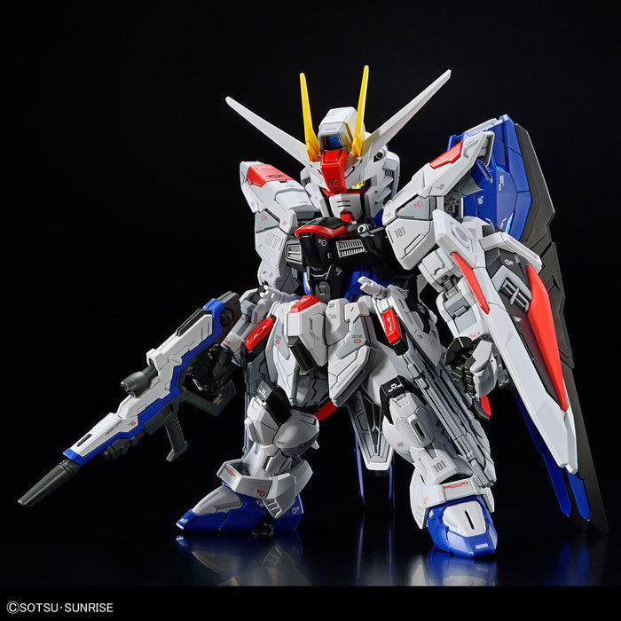 Bandai - MGSD - Freedom Gundam - ZGMF - x10A — Toy Snowman