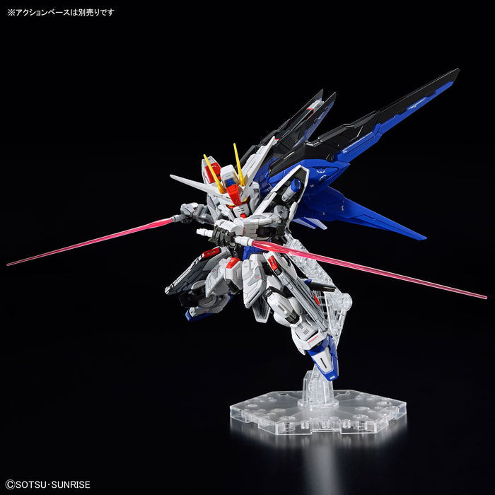 Bandai - MGSD - Freedom Gundam - ZGMF - x10A - Model Kit > Collectable > Gunpla > Hobby -  Bandai