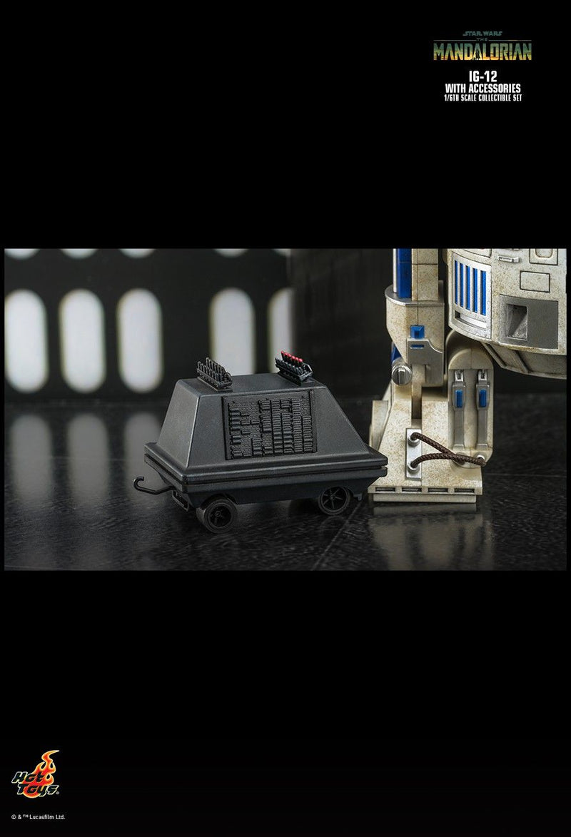 IG-12 With Accessories - Star Wars - TMS105 - Collectables > Action Figures > toys -  Hot Toys