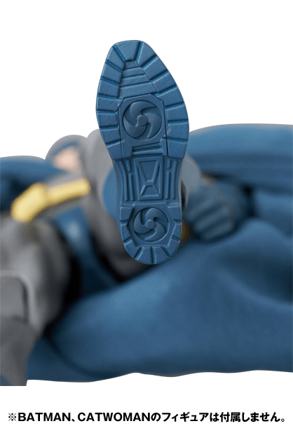 Batman: Hush MAFEX #299 Bruce Wayne (Preorder Feb 2027)