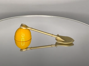 Miniature Shovel & Helmet 1/12 scale - accessory -  Toy Snowman