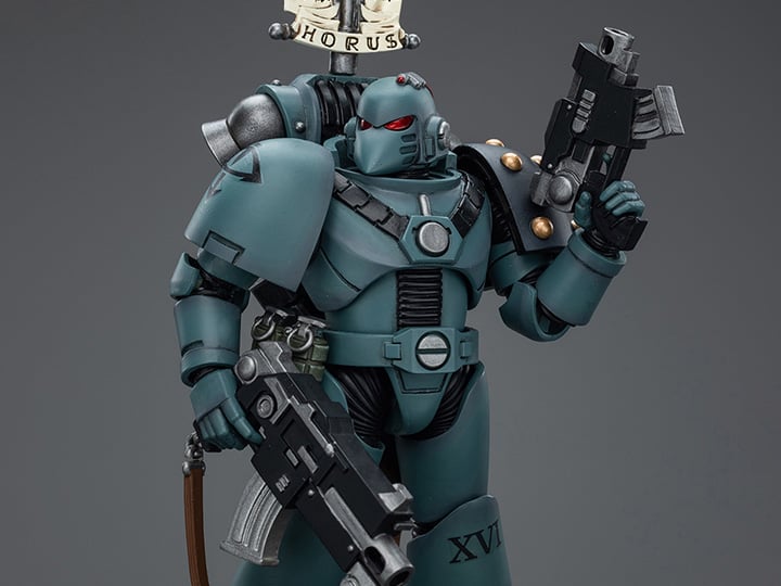 Warhammer 40K - The Horus Heresy - Sons of Horus  - MKVI Tactical Squad Legionary with Legion Vexilla - Collectables > Action Figures > toys -  Joy Toy