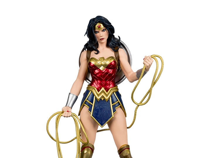 DC Comics Wonder Woman (Jim Lee) 1/6 statue (Sub-Par Packaging) - Collectables > Action Figures > toys -  Hasbro