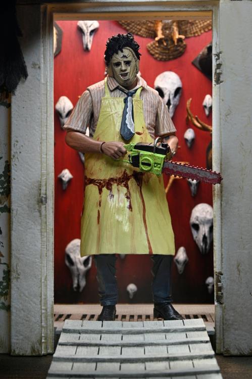 The Texas Chainsaw Massacre Ultimate 50th Anniversary Leatherface - Collectables > Action Figures > toy -  Neca
