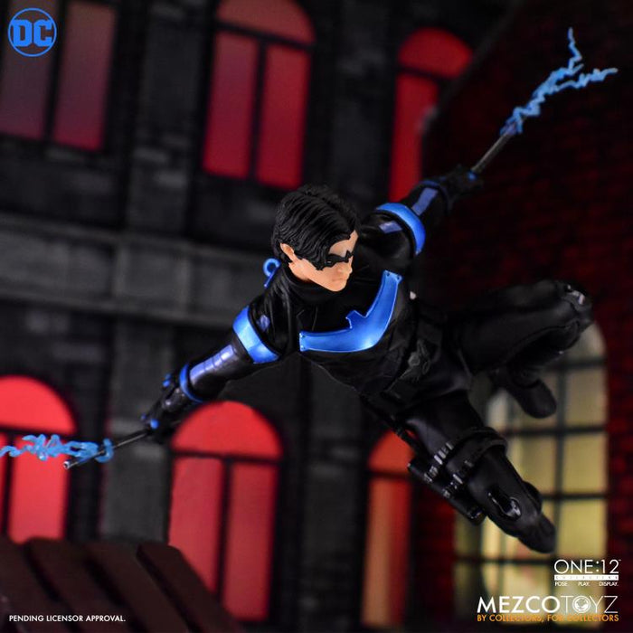 DC Comics One:12 Collective Nightwing (preorder Q3 2025)