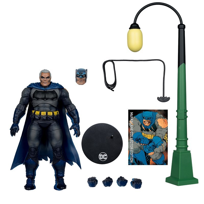 DC Multiverse Collector Edition Batman (Battle Damage Blue) -  Chase / Platinum - Collectables > Action Figures > toys -  McFarlane Toys