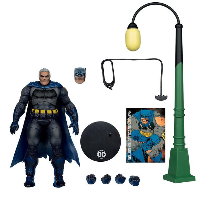 DC Multiverse Collector Edition Batman (Battle Damage Blue) -  Chase / Platinum