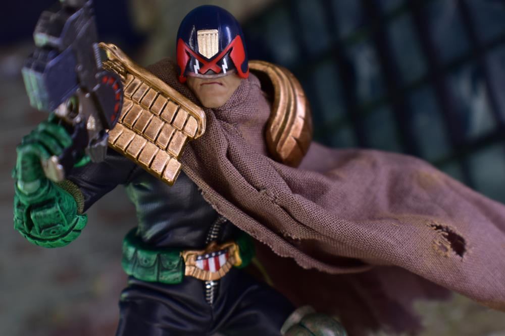 2000 AD Exquisite Super Series Cursed Earth Judge Dredd 1:12 Scale SDCC 2024 PX Previews Exclusive Action Figure