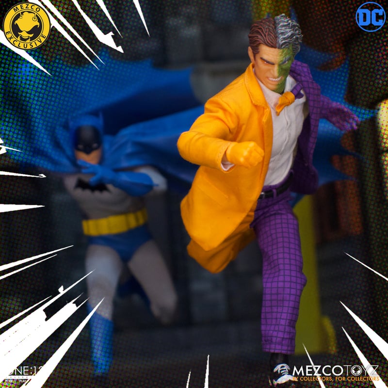 Golden Age Batman vs Two-Face Boxed Set - Collectables > Action Figures > toys -  MEZCO TOYS