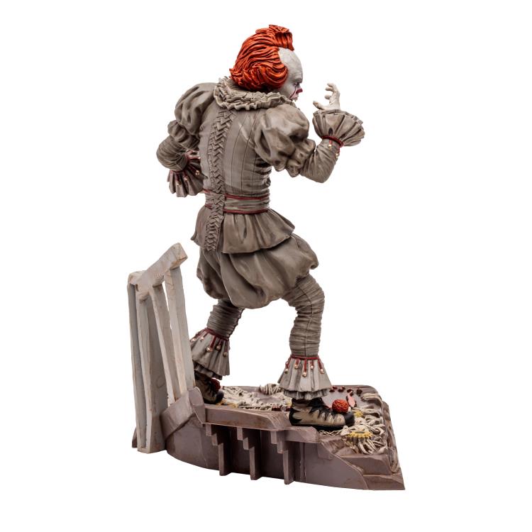 IT Chapter Two Movie Maniacs WB 100 Pennywise 6" Limited Edition Figure - statue -  McFarlane Toys