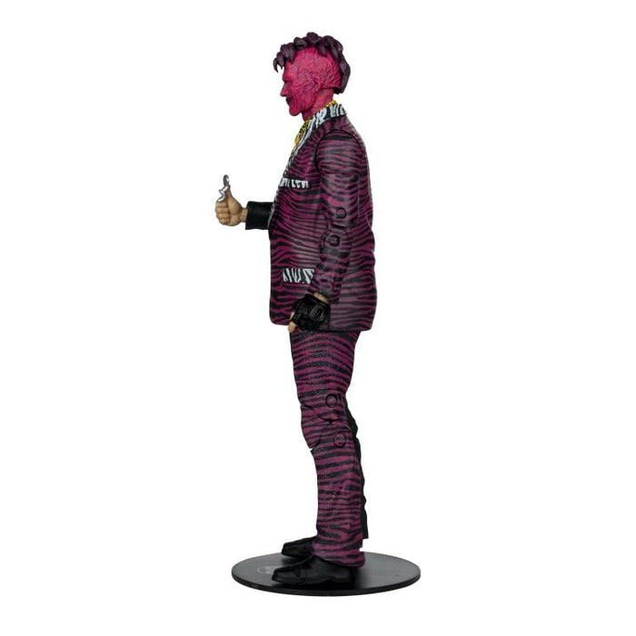 Batman Forever DC Multiverse Two-Face Action Figure (Collect to Build: Nightmare Bat) ( preorder Sept)