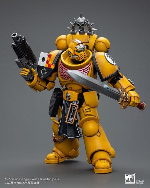 Warhammer 40k Imperial Fists Lieutenant with Power Sword - Collectables > Action Figures > toys -  Joy Toy