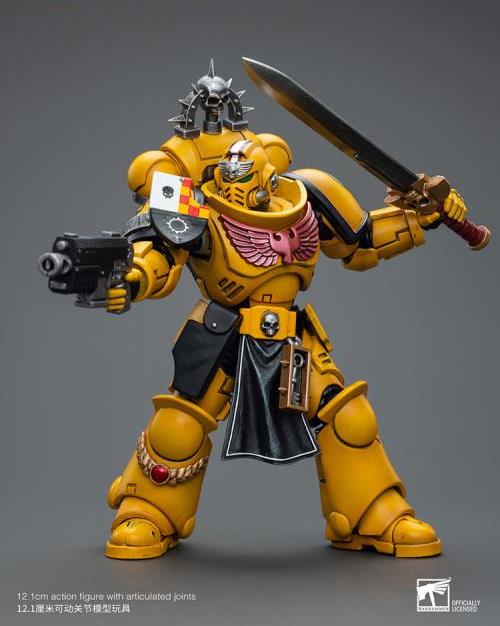 Warhammer 40k Imperial Fists Lieutenant with Power Sword - Collectables > Action Figures > toys -  Joy Toy
