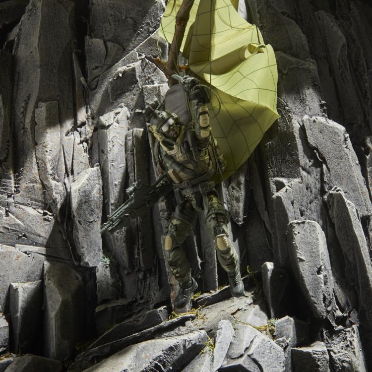 G.I. Joe Classified Series 60th Anniversary Action Pilot - HALO - High Altitude Low Opening - Jumper - Collectables > Action Figures > toys -  Hasbro