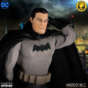 DC Comics One:12 Collective Golden Age Batman: Caped Crusader Edition - Exclusive - Collectables > Action Figures > toys -  MEZCO TOYS