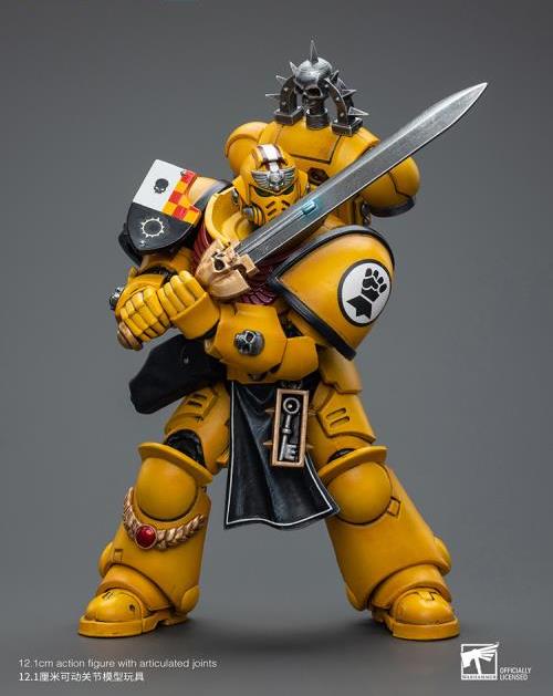 Warhammer 40k Imperial Fists Lieutenant with Power Sword - Collectables > Action Figures > toys -  Joy Toy