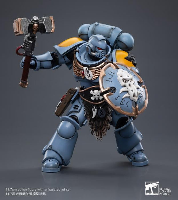 Warhammer 40K Space Wolves Claw Pack Sigyrr Stoneshield 1/18 Scale Action Figure