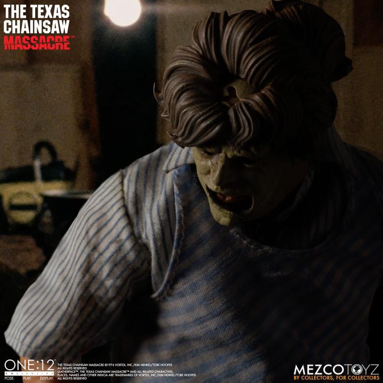 The Texas Chainsaw Massacre One:12 Collective Deluxe Leatherface - Collectables > Action Figures > toys -  MEZCO TOYS