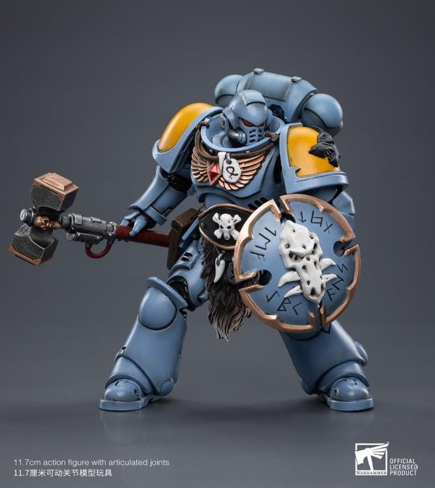 Warhammer 40K Space Wolves Claw Pack Sigyrr Stoneshield 1/18 Scale Action Figure