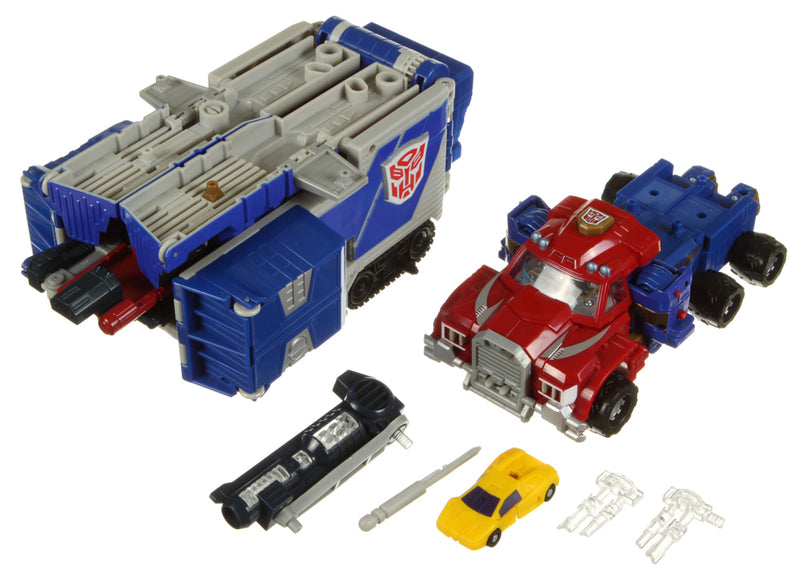 Armada Super Class: Optimus Prime with Sparkplug - Collectables > Action Figures > toys -  Hasbro