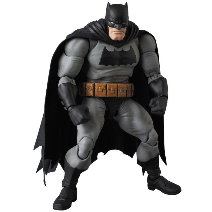 The Dark Knight Returns MAFEX #106 Batman (preorder Q4) - Collectables > Action Figures > toys -  MAFEX