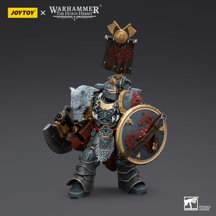 Warhammer The Horus Heresy - Space Wolves - Legion Praetor with Power Axe and Combat Shield - Collectables > Action Figures > toys -  Joy Toy