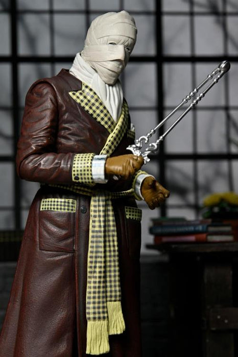 Universal Monsters Ultimate Invisible Man "Kemp House" - Color Ver (preorder Q1 2025)