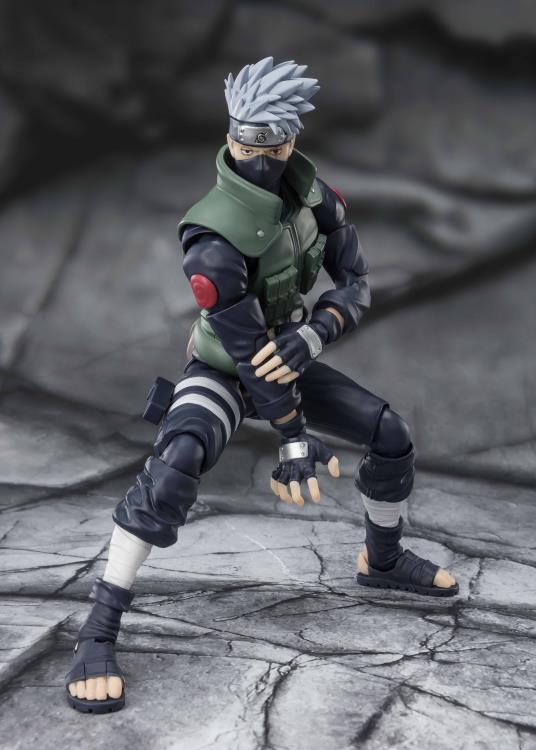 Naruto: Shippuden S.H.Figuarts Kakashi Hatake (Famed Sharingan Hero) - Collectables > Action Figures > toys -  Bandai