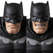 The Dark Knight Returns MAFEX #106 Batman (preorder Q4) - Collectables > Action Figures > toys -  MAFEX