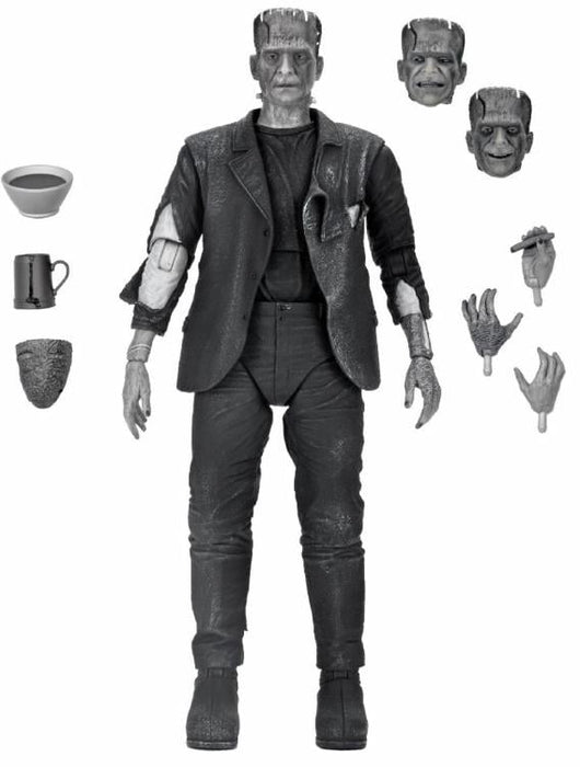 Universal Monsters Ultimate Bride of Frankenstein Frankenstein's Monster - Black & White (preorder Q1 2025)