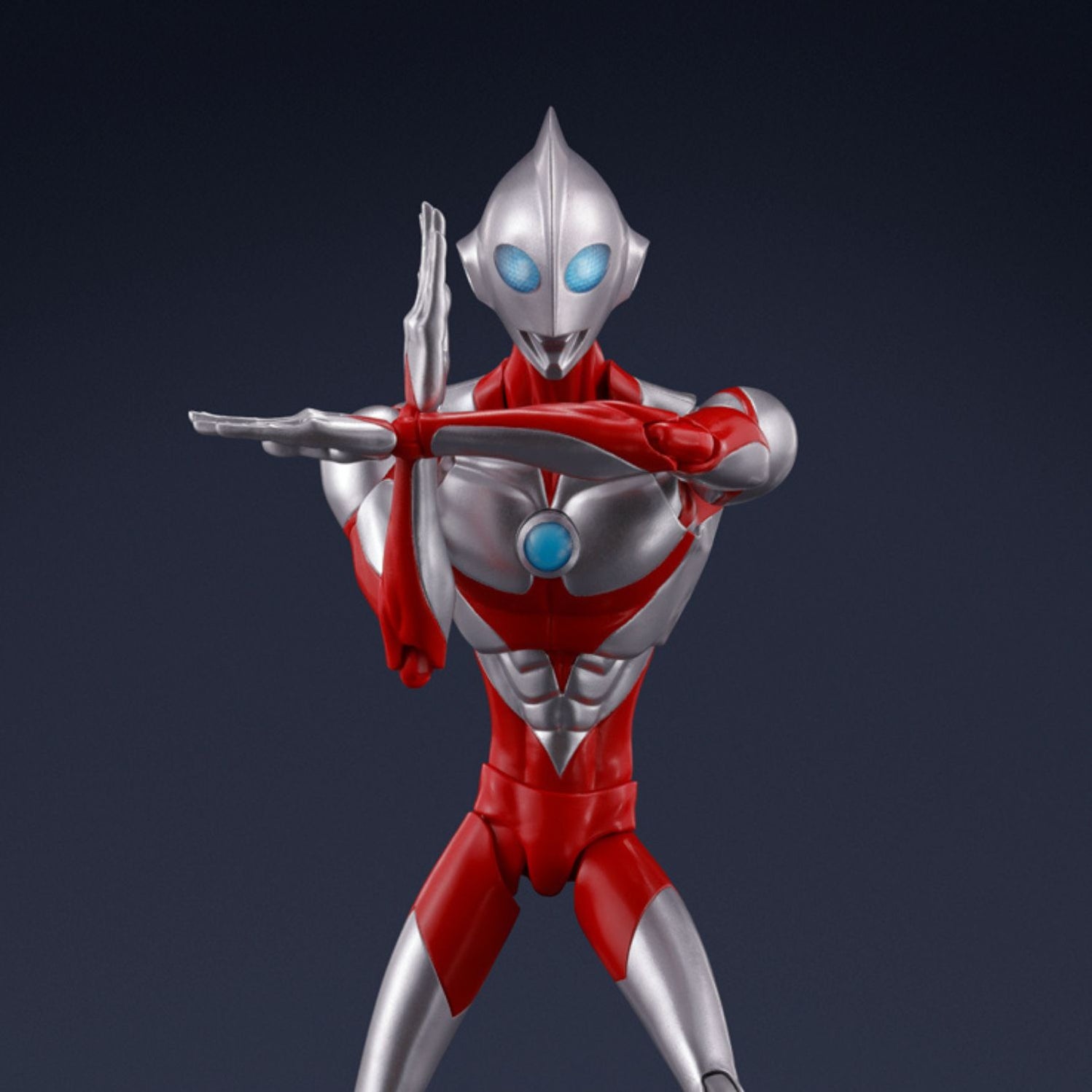 ULTRAMAN & EMI [ULTRAMAN: RISING] - S.H.Figuarts — Toy Snowman